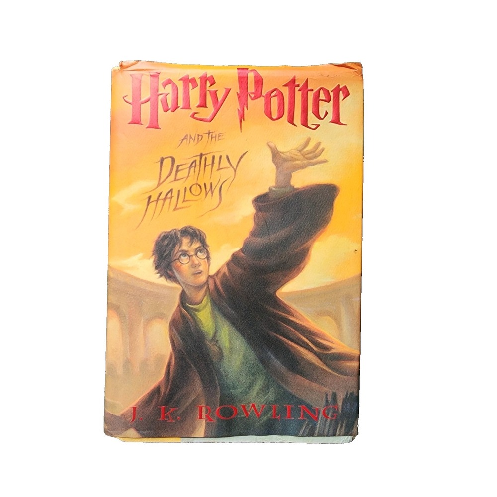 Harry Potter and the Deathly Hallows by J. K. Rowling